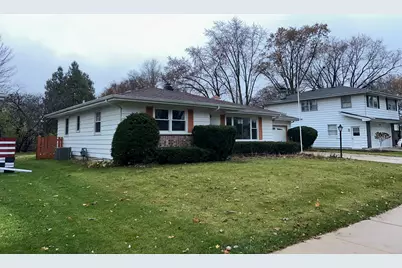 1755 Country Knolls Lane, Elgin, IL 60123 - Photo 18