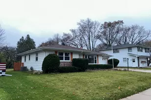 1755 Country Knolls Ln, Elgin, IL 60123 - Photo 18