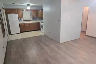 607 W Bluff St, Marseilles, IL 61341 - Photo 2
