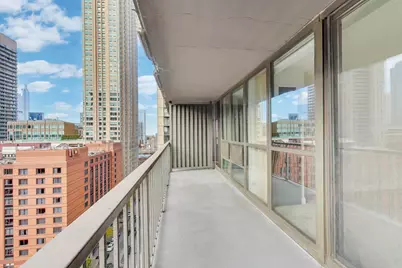 10 E Ontario Street #1303, Chicago, IL 60611 - Photo 24