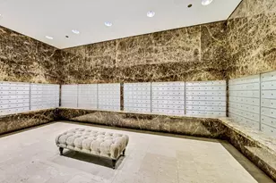 10 E Ontario St, Chicago, IL 60611 - Photo 8