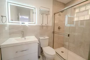 2740 W Farragut Ave, Chicago, IL 60625 - Photo 18