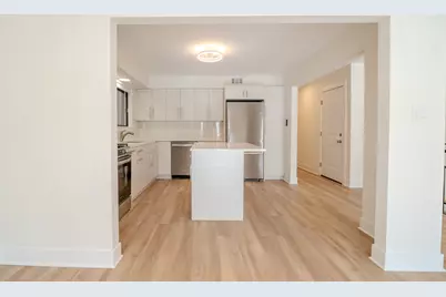 2740 W Farragut Avenue #1, Chicago, IL 60625 - Photo 8