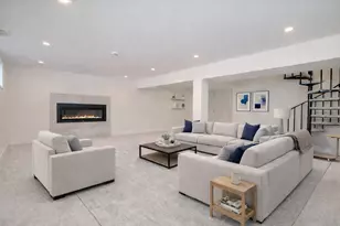 2740 W Farragut Ave, Chicago, IL 60625 - Photo 12