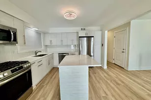 [Address not provided], Chicago, IL 60625 - Photo 6