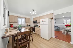 7852 Neenah Ave, Burbank, IL 60459 - Photo 12