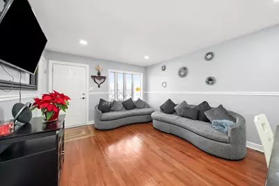 7852 Neenah Avenue, Burbank, IL 60459 - Photo 6