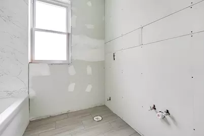 8528 S Escanaba Avenue, Chicago, IL 60617 - Photo 14