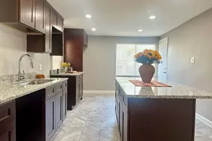8521 S Carpenter St, Chicago, IL 60620 - Photo 8