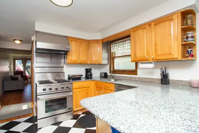 5154 S Nordica Avenue, Chicago, IL 60638 - Photo 4
