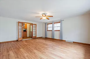 8710 N 2100 East Rd, Downs, IL 61736 - Photo 16