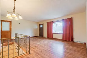 8710 N 2100 East Rd, Downs, IL 61736 - Photo 8