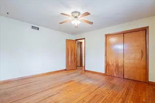 8710 N 2100 East Rd, Downs, IL 61736 - Photo 20