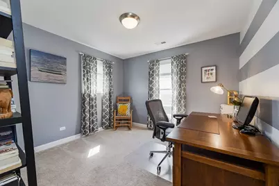 415 N President Street #A, Wheaton, IL 60187 - Photo 12