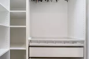 5844 N Lacey Ave, Chicago, IL 60646 - Photo 10