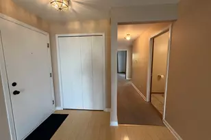 311 Sheffield Ct, Roselle, IL 60172 - Photo 10