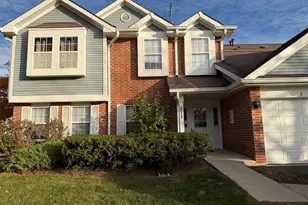 311 Sheffield Ct, Roselle, IL 60172 - Photo 1