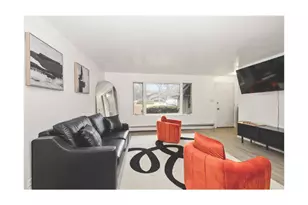 2337 Valley View Ln, Park Forest, IL 60466 - Photo 2