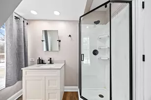 7S460 Donwood Dr, Naperville, IL 60540 - Photo 40