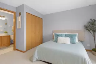 2310 Twilight Dr, Aurora, IL 60503 - Photo 20