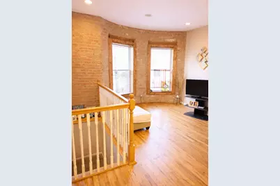 225 E 59th Street #1, Chicago, IL 60637 - Photo 4