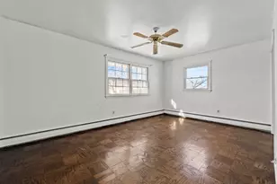 414 Bellarmine Dr E, Joliet, IL 60436 - Photo 14