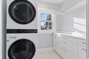 700 Park Dr, Kenilworth, IL 60043 - Photo 30