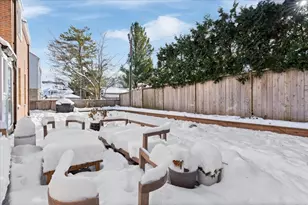 700 Park Dr, Kenilworth, IL 60043 - Photo 36