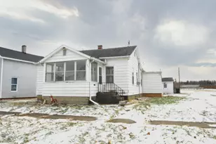 295 Illinois St, Marseilles, IL 61341 - Photo 2