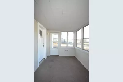 295 Illinois Street, Marseilles, IL 61341 - Photo 4