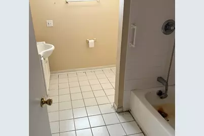 8114 S Anthony Avenue, Chicago, IL 60617 - Photo 18
