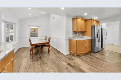 3505 Linneman Street, Glenview, IL 60025 - Photo 10