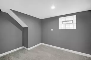 9327 S Elizabeth St, Chicago, IL 60620 - Photo 20