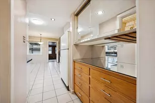 2329 W 107th Pl, Chicago, IL 60643 - Photo 18