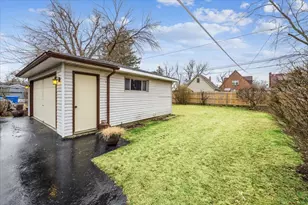 2329 W 107th Pl, Chicago, IL 60643 - Photo 36