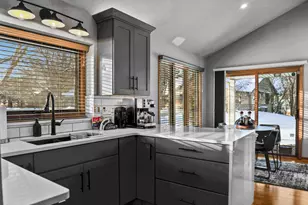 6442 Old Hunters Run, Rockford, IL 61114 - Photo 18