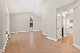4711 Snapjack Cir, Naperville, IL 60564 - Photo 8