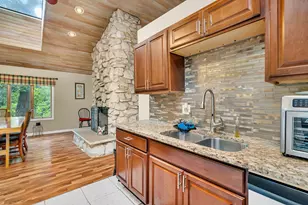 21400 Lisa Ln, Steger, IL 60475 - Photo 10