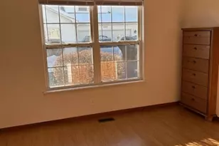 264 Kathryn Ln, North Aurora, IL 60542 - Photo 14