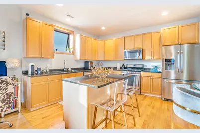 4925 S Forrestville Avenue #3S, Chicago, IL 60615 - Photo 4