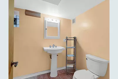 8844 S Prairie Avenue, Chicago, IL 60619 - Photo 18