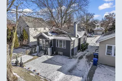 819 N Ash Street, Waukegan, IL 60085 - Photo 24