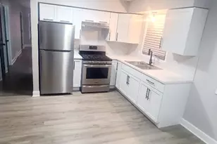 13945 S Dearborn St, Riverdale, IL 60827 - Photo 6