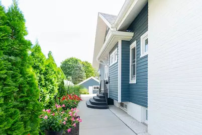 1719 Post Avenue, Rockford, IL 61103 - Photo 8