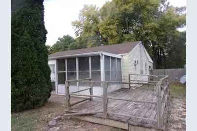 104 Algonquin Road, Marquette Heights, IL 61554 - Photo 2
