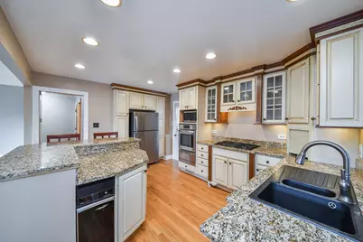 1521 Childs Street, Wheaton, IL 60187 - Photo 4