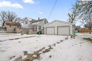 404 E Main, Ashkum, IL 60911 - Photo 22