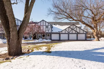 32 W Fern Court #116B, Palatine, IL 60067 - Photo 2