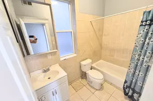 4243 S Calumet Ave, Chicago, IL 60653 - Photo 6