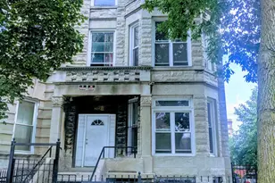 4243 S Calumet Ave, Chicago, IL 60653 - Photo 1